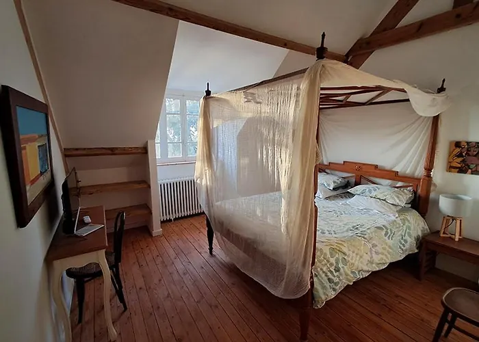 Cocouyo Port De Vallee